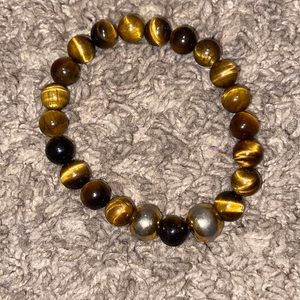 Tiger eye bracelet.